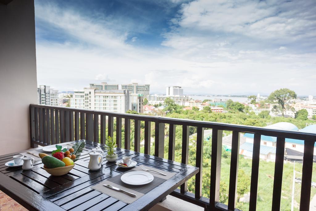 Hotel Golden Tulip Essential Pattaya Zewnętrze zdjęcie